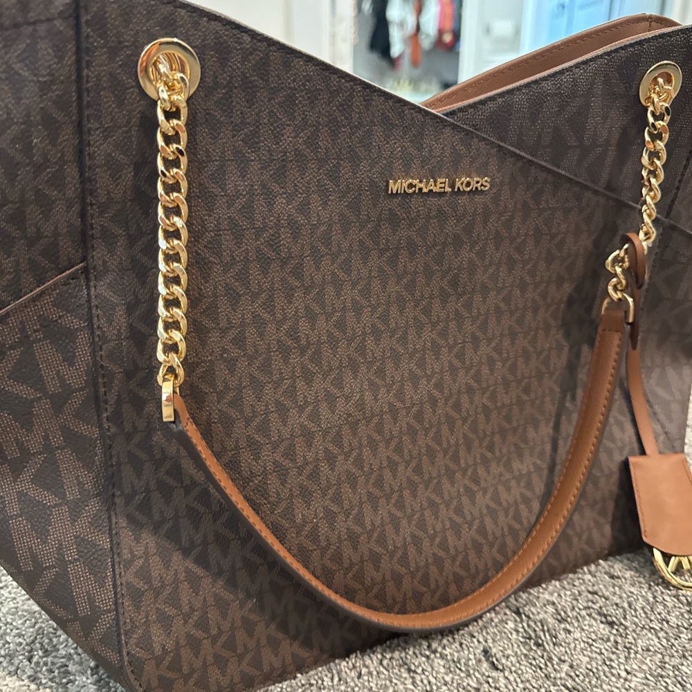 Michael Kors Dark Brown Shoulder Bag with Gold Chain